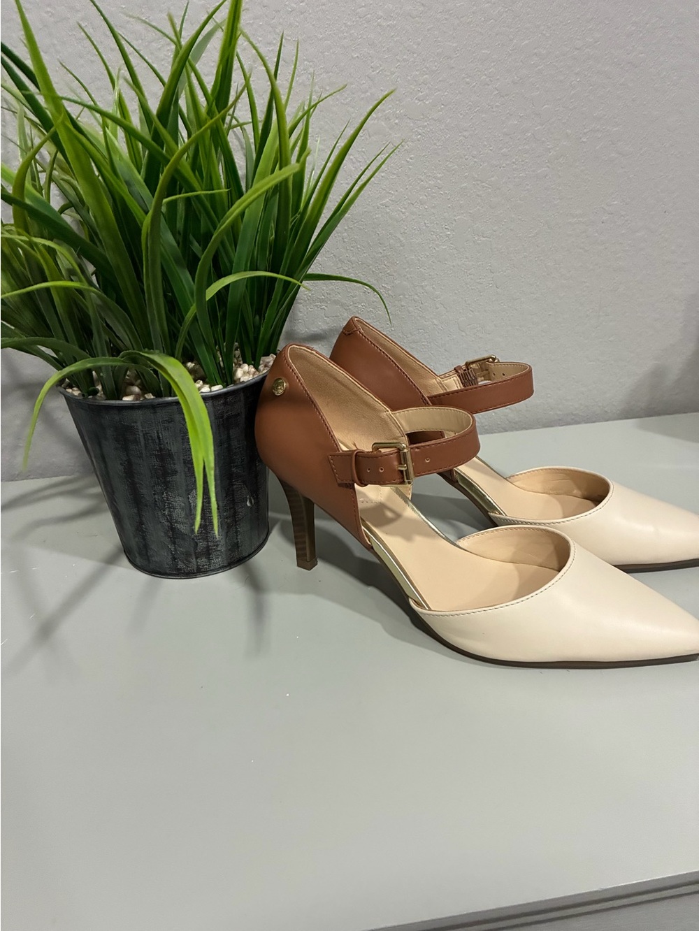 Liz Claiborne Two-Tone Cream and Brown Pointed Ankle-Strap Heels
